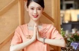 亚洲空姐风采大赏：美丽与职业的完美结合